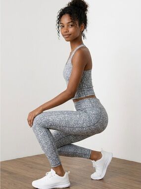 Athleta light Aqua Greenish Blue and Grey Animal Print High-Rise Printed Legging